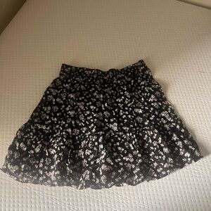 LOFT Black and White Floral Skater Skirt